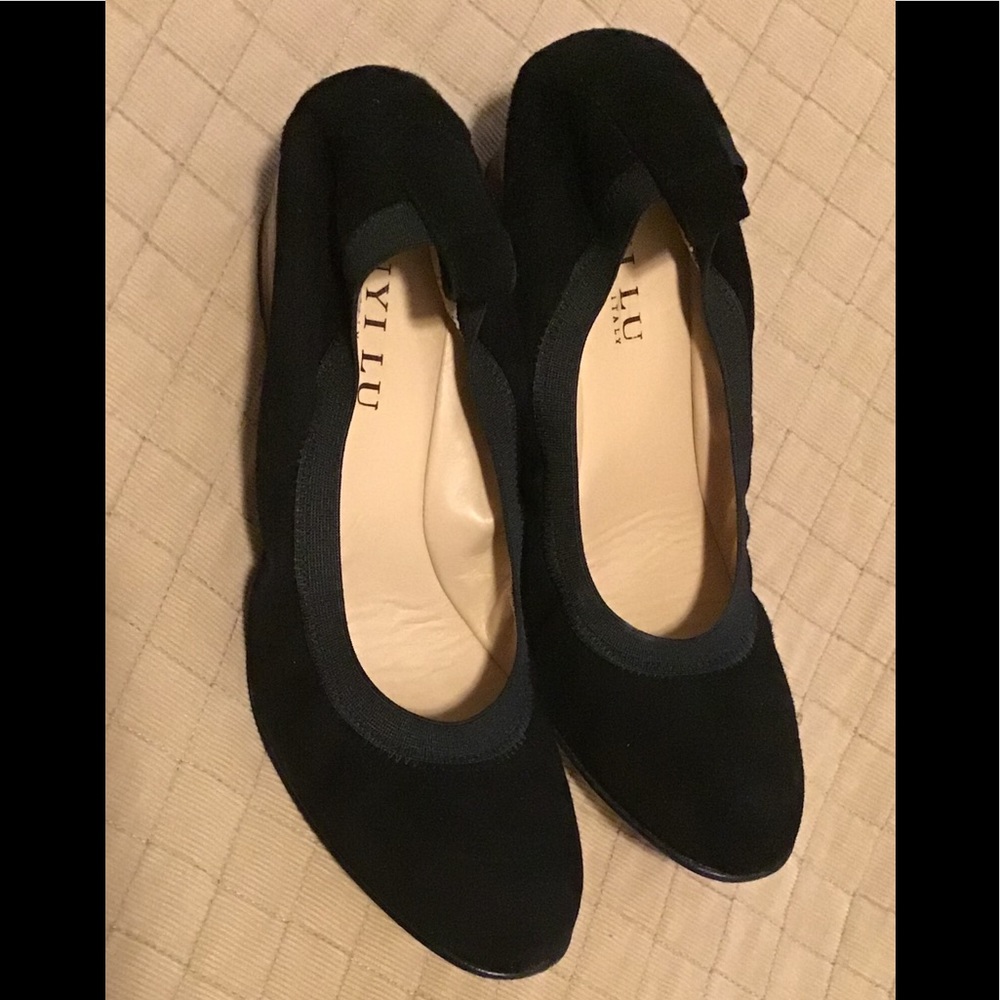 Anyi Lu Wedge Pump Stretch Suede Black size 39.5